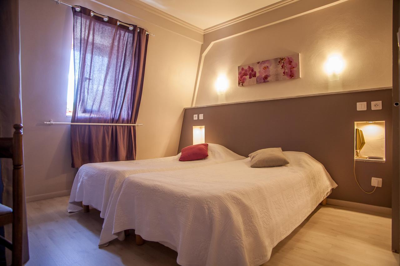 Logis Hotels - Auberge De L'Ile - Hotel 3 Etoiles Et Restaurant Creysse  Екстер'єр фото