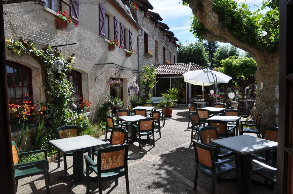 Logis Hotels - Auberge De L'Ile - Hotel 3 Etoiles Et Restaurant Creysse  Екстер'єр фото