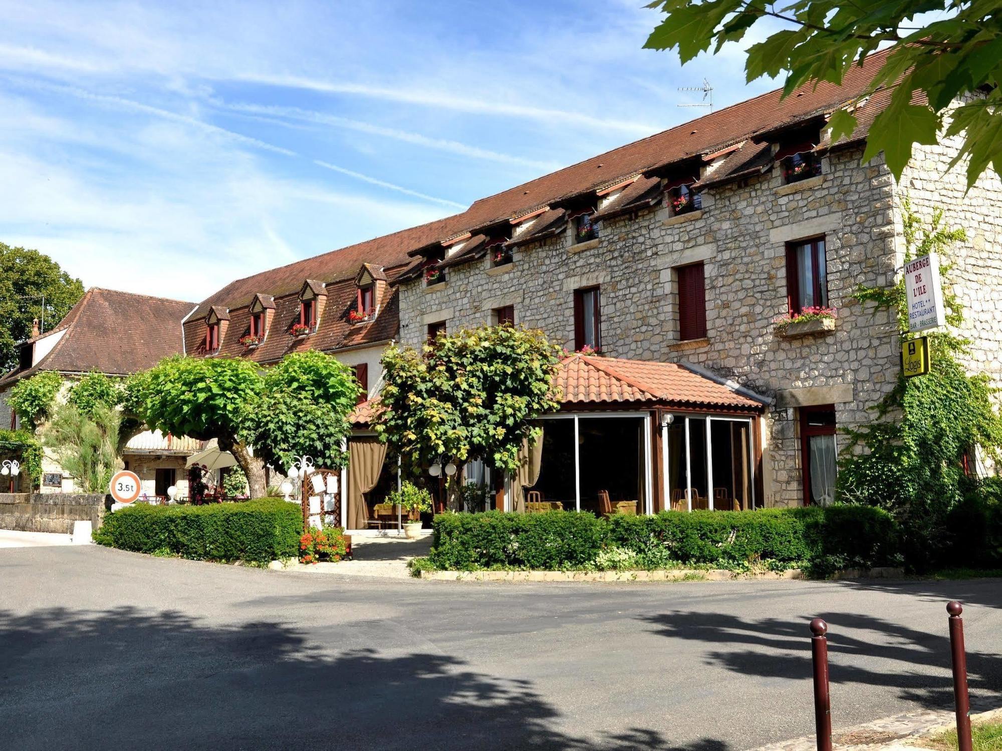 Logis Hotels - Auberge De L'Ile - Hotel 3 Etoiles Et Restaurant Creysse  Екстер'єр фото